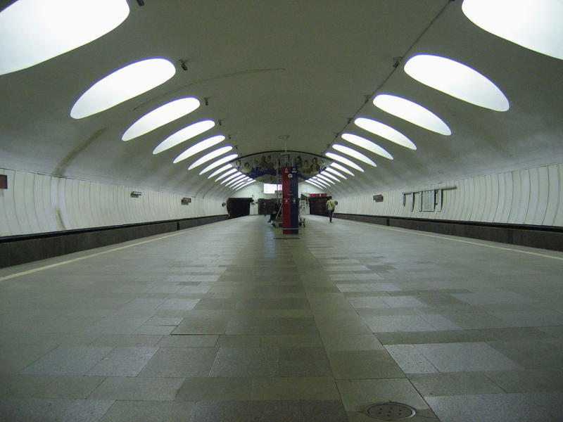 Вестибюли девяти станций метрополитена откроются после ремонта