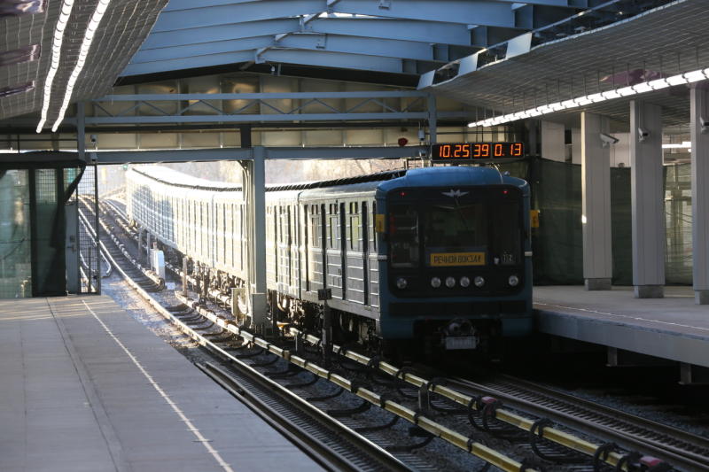 Вестибюли 11 станций метро будут закрыты в выходные