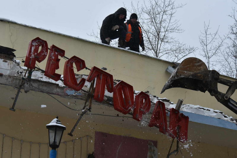 В Москве завершают сносить самострой, угрожающий жизни людей