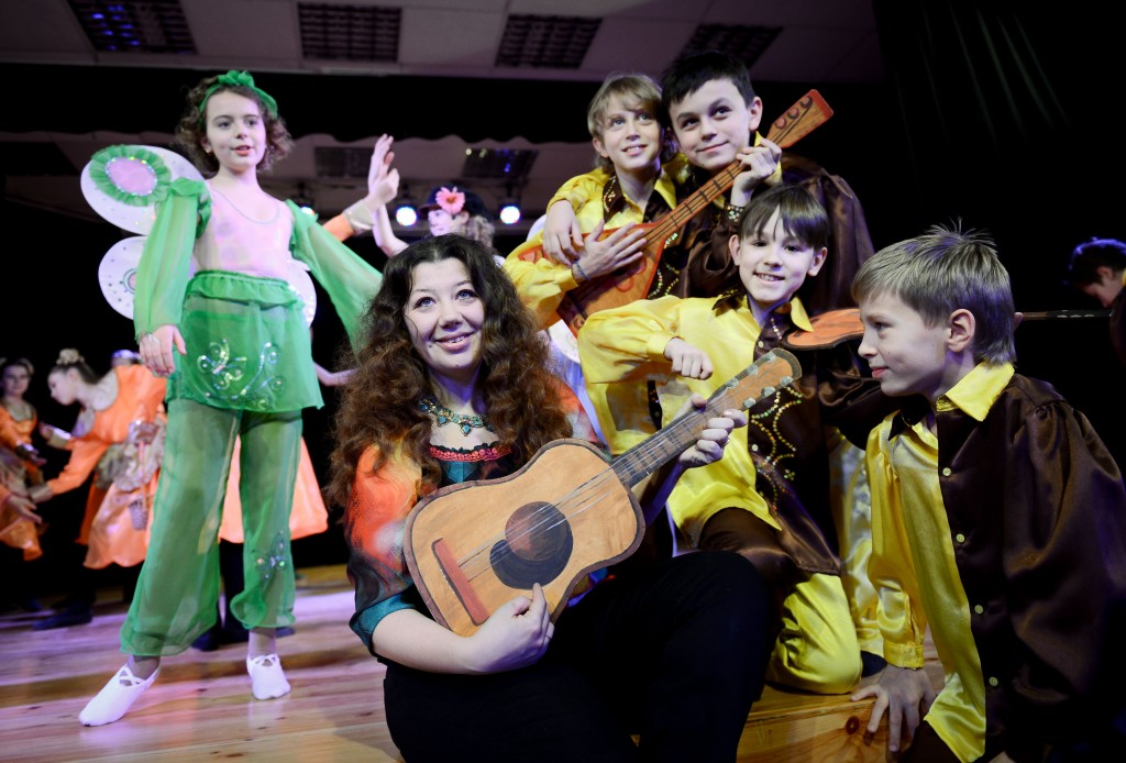 В Марушкинском поселении дети покажут мамам спектакли