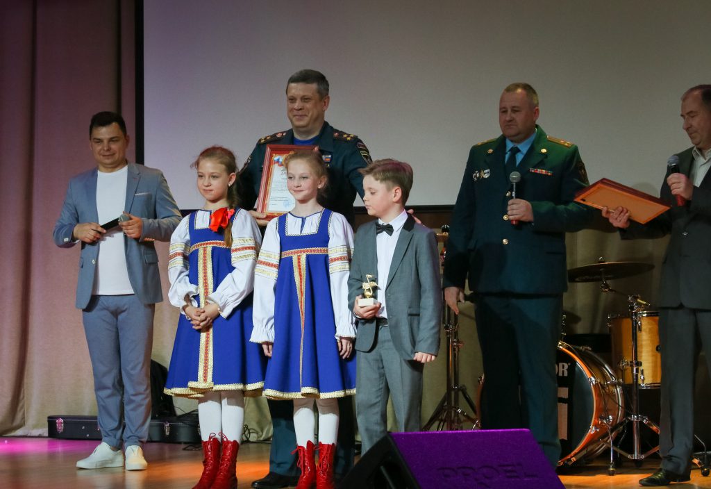 Пожарные и спасатели Москвы приняли участие в финале смотра-конкурса художественной самодеятельности