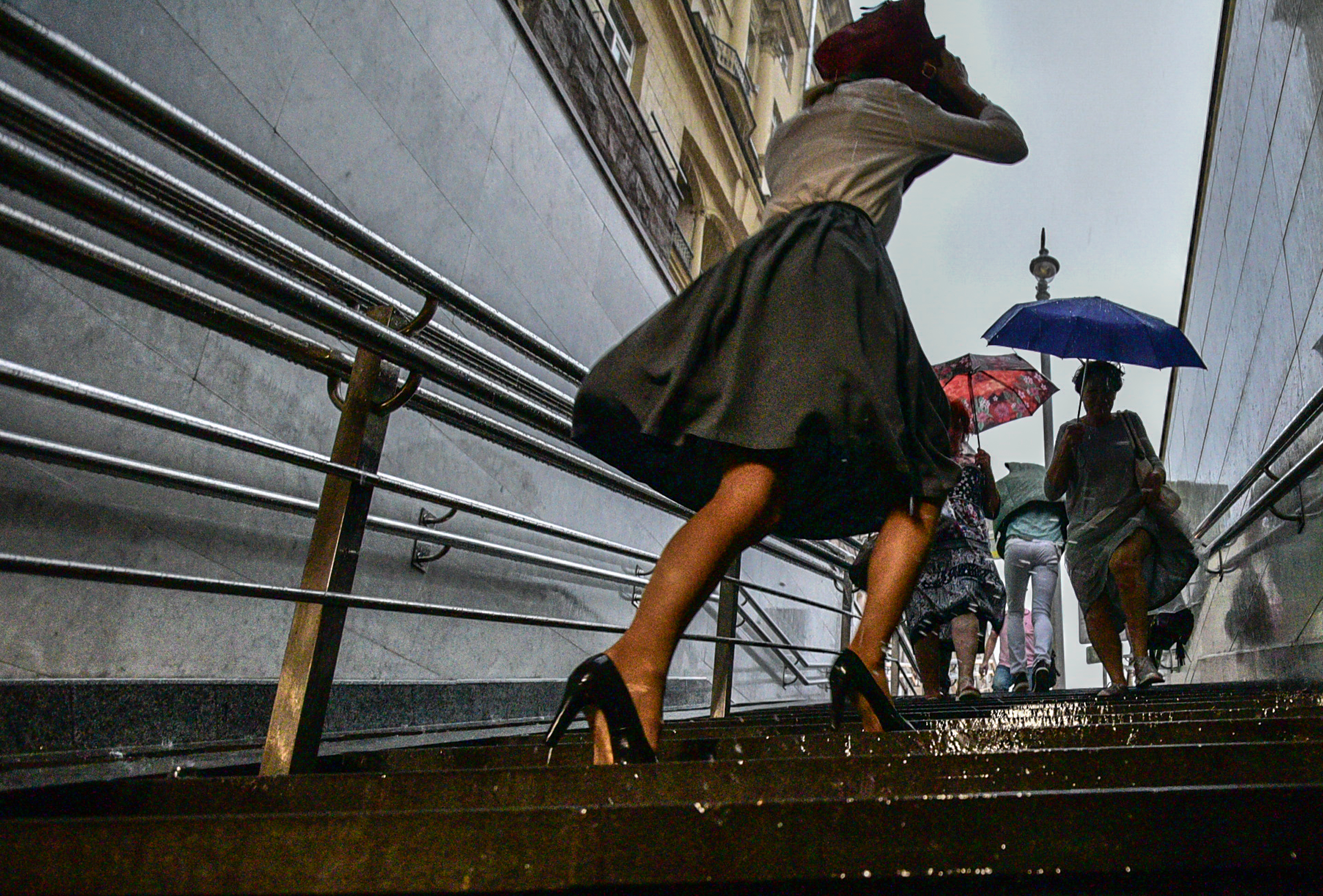 Дожди и низкое атмосферное давление ожидаются в Москве