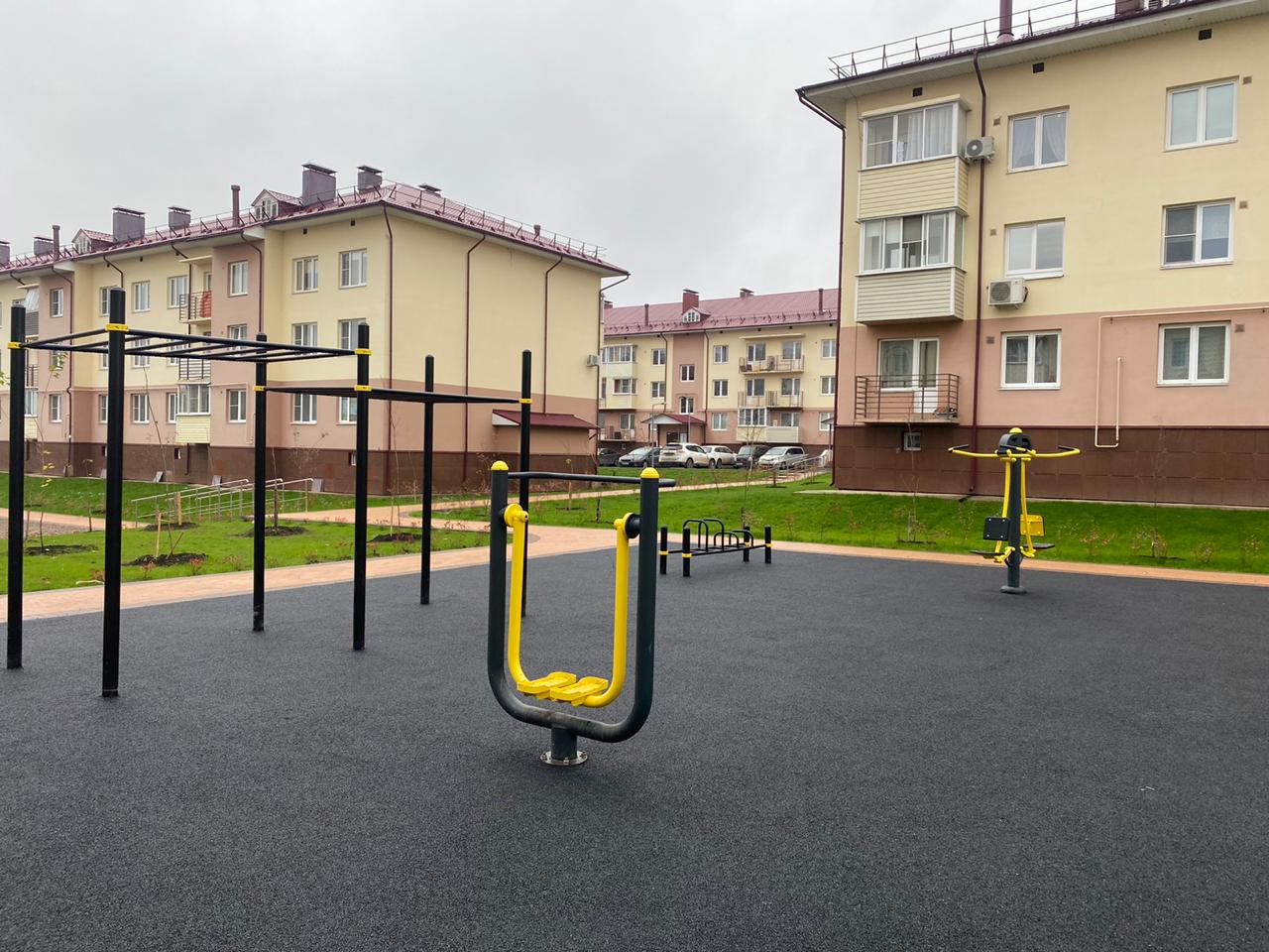 Несколько детских площадок обустроили в Филимонковском
