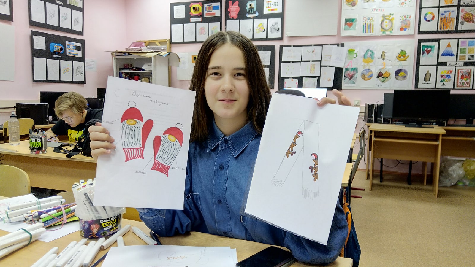 Сотрудники художественно-эстетической студии школы №2070 поселения Сосенское провели занятия по дизайну