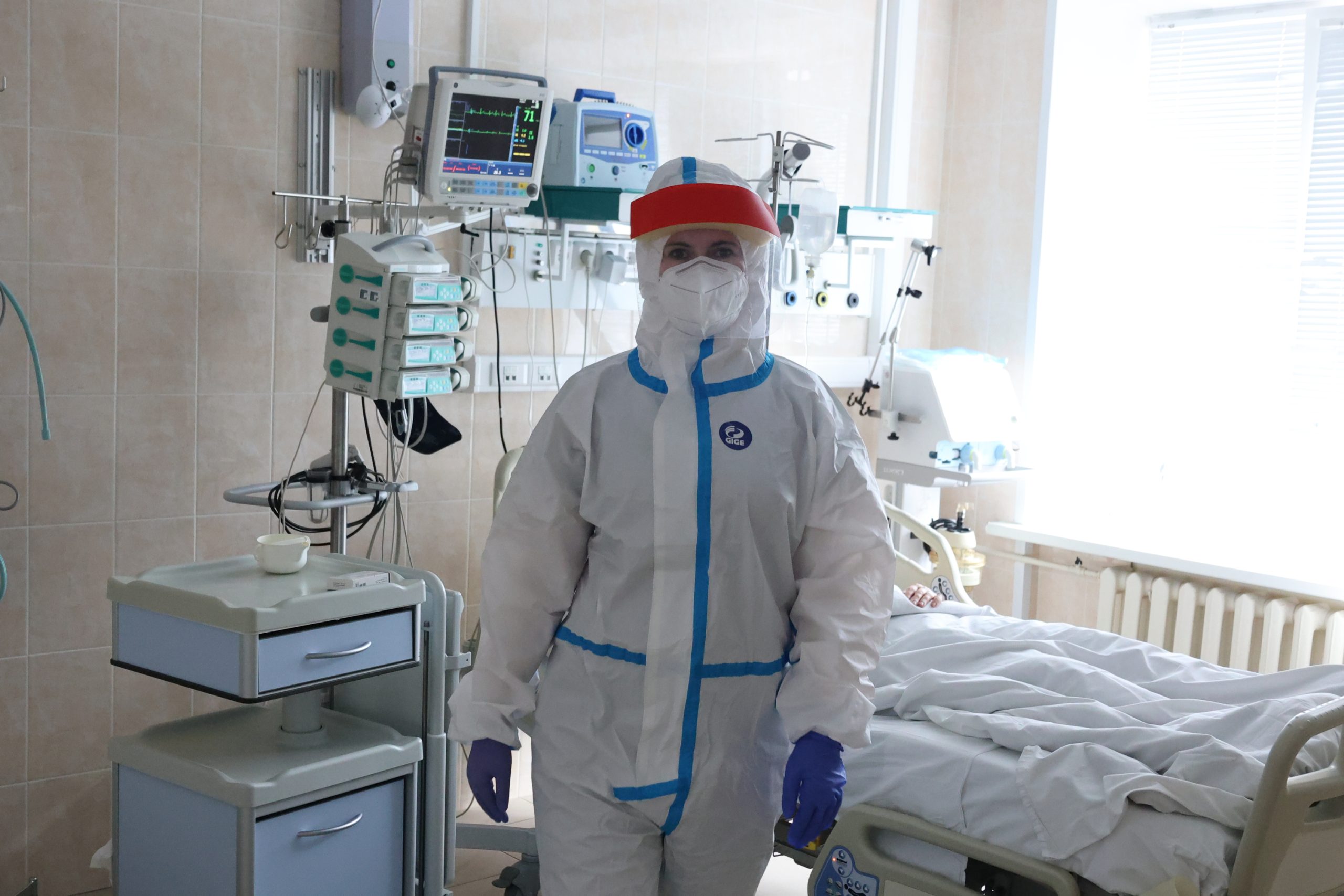 В Москве установили 5 700 новых случаев коронавирусной инфекции