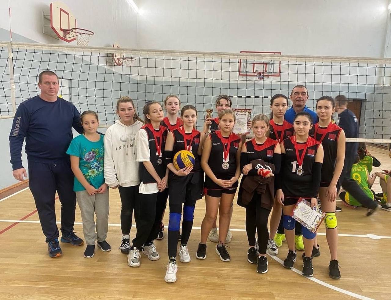 Соревнования по волейболу прошли в поселении Щаповское