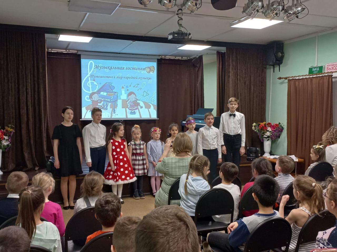 Музыкальная гостиная прошла в Детско-юношеском центре Щербинки