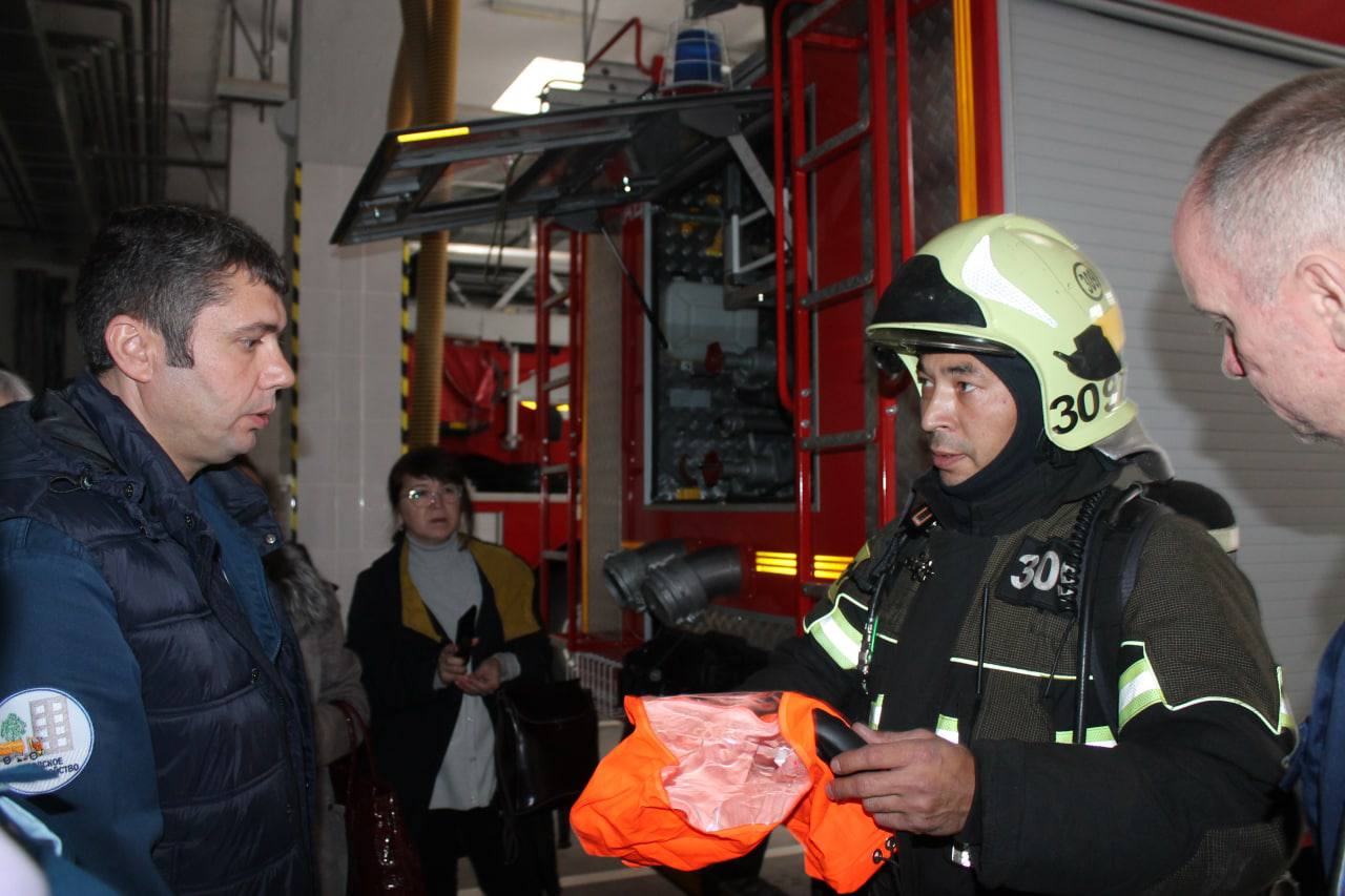 Общественные советники Щербинки посетили пожарно-спасательный отряд