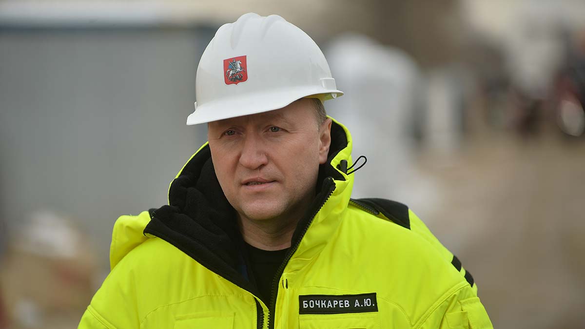 Андрей Бочкарёв: Продолжается фасадное остекление зданий Национального космического центра