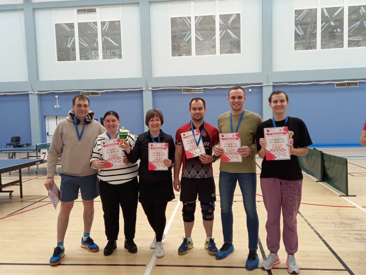 Спортсмены из Щербинки завоевали призовое место в соревнованиях по настольному теннису