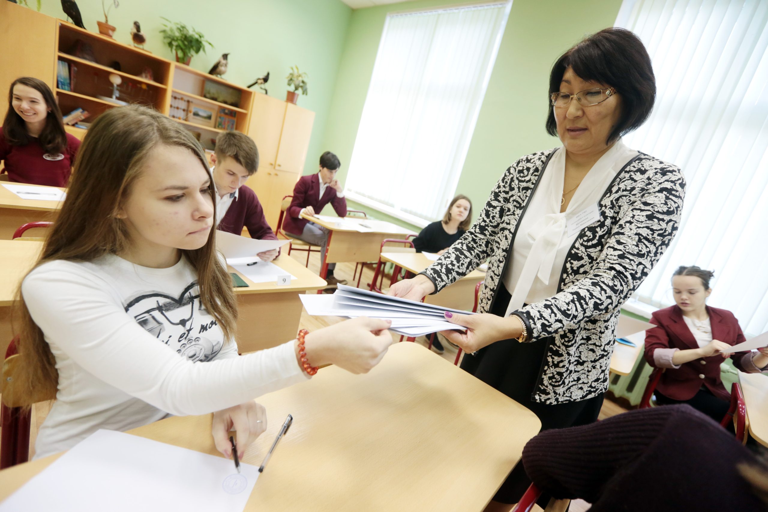 Психолог дала родителям московских школьников советы по поддержке детей перед ЕГЭ