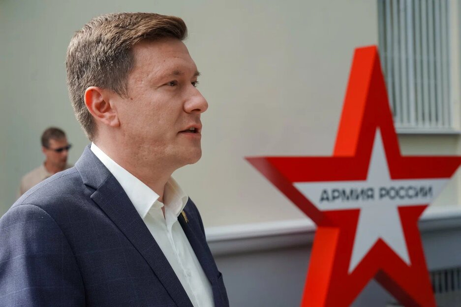 Депутат МГД Козлов высоко оценил организацию работы пункта отбора контрактников