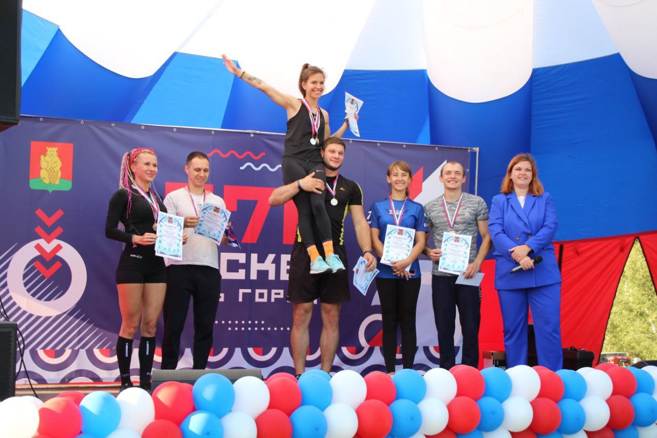 Соревнования по кроссфиту состоялись в Михайлово-Ярцевском